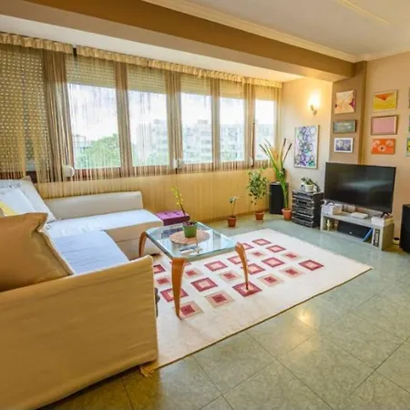 Apartman Buda High Steps Sunny - 5 Min To